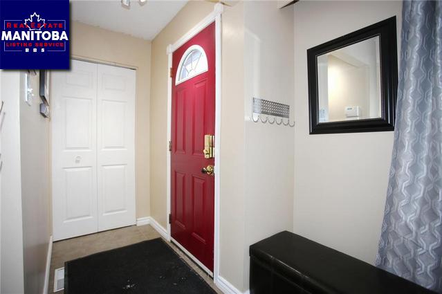 Property 54 Meadowbrook Rd img1