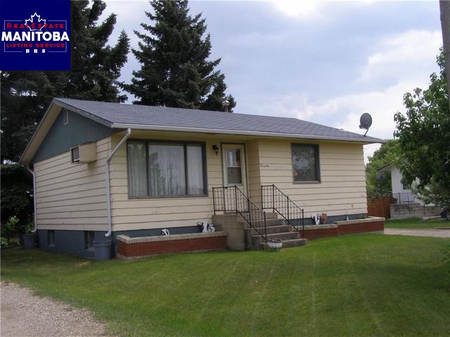 Property 546 Nelson St E Main image