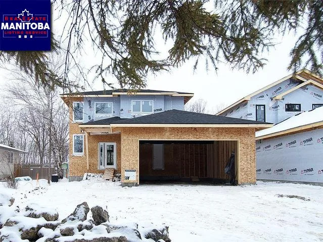 746 Buckingham Rd, Winnipeg