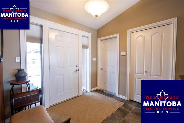 Property 101 St Andrews Way img1