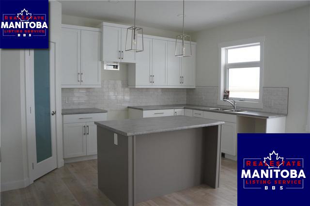 Property 203 St Andrews Way img1