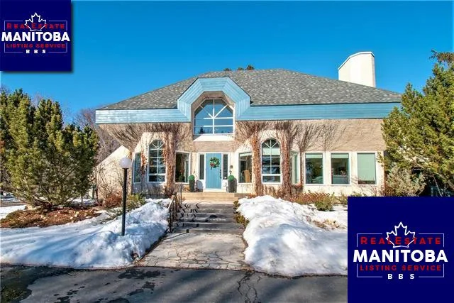 1138 River Rd, St Andrews