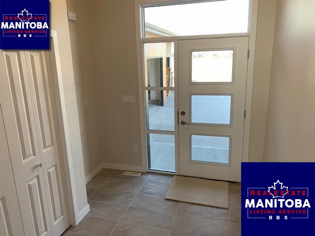 Property 47 Kendall Cr img1