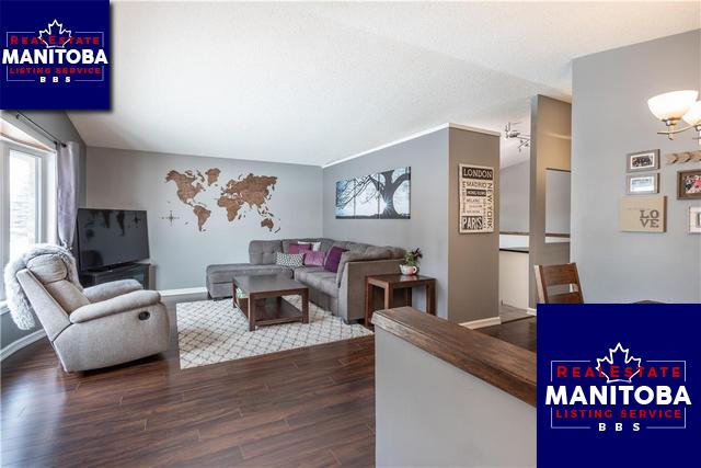 Property 79 Reay Cr img1