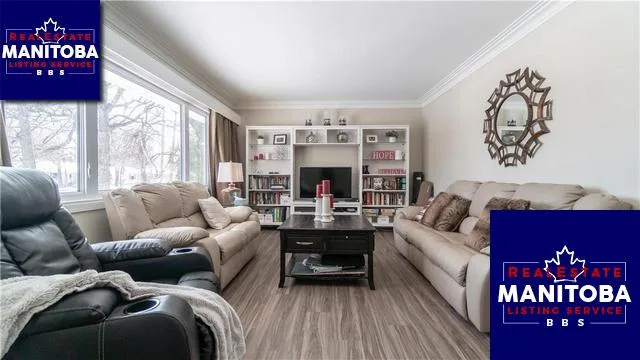 77 Riley Cr, Winnipeg