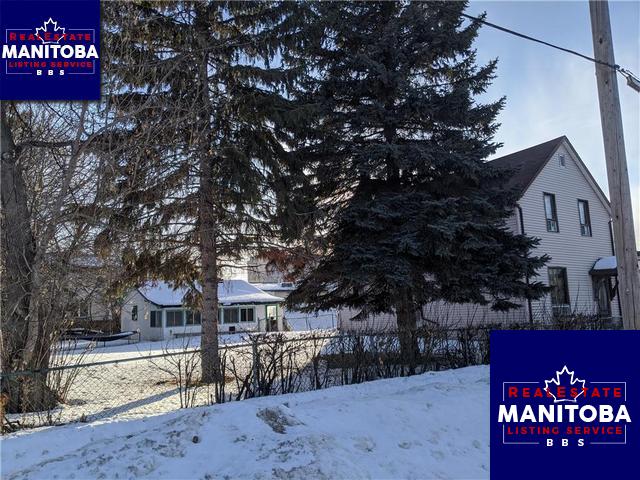 Property 212 Queen Ave img1