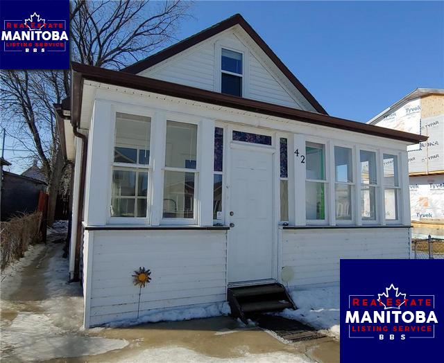 Property 42 Gallagher Ave W img1