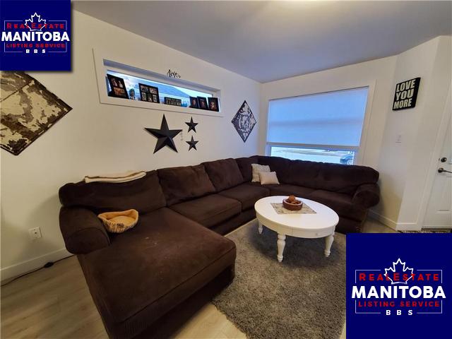 Property 14 Bristol Dr img1