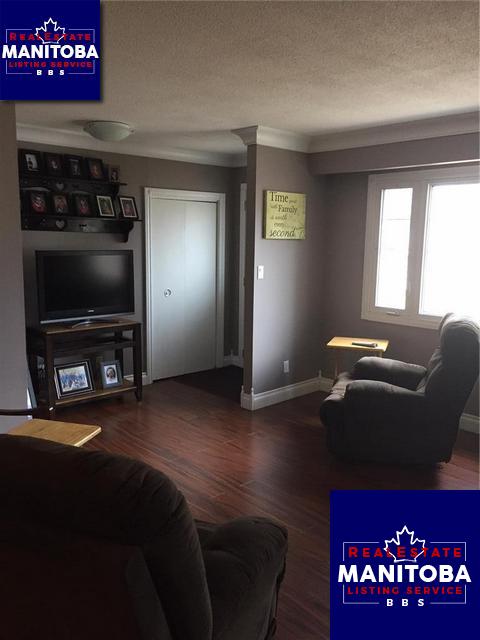 Property 163 4th St img1