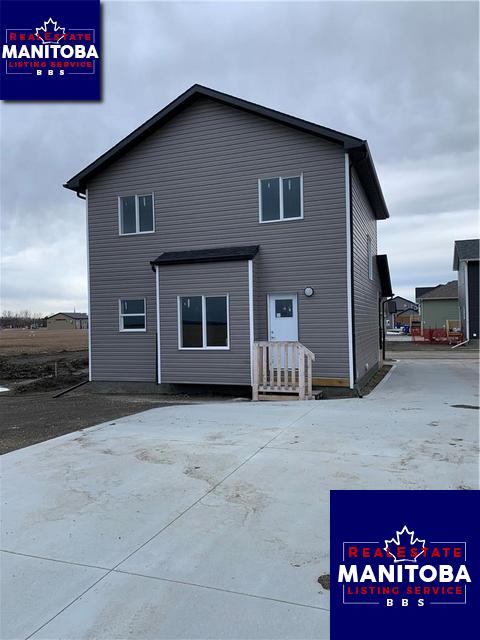 Property 16 Dominion Trl img1