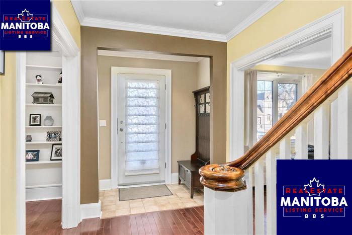 Property 214 Lamont Blvd img1