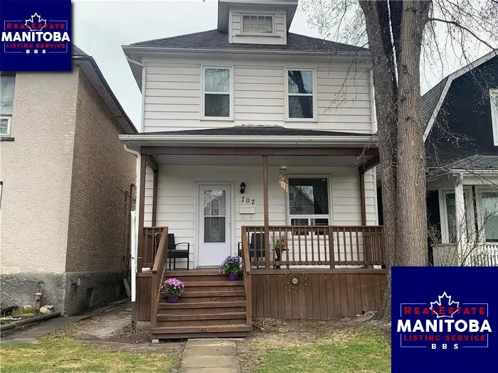 707 Strathcona St, Winnipeg