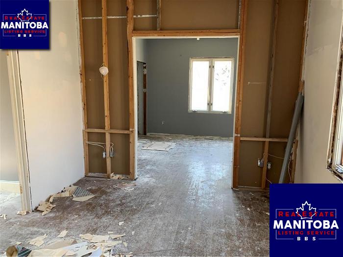 Property 381 Magnus Ave img1