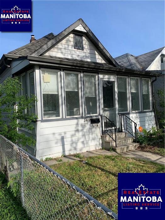 Property 548 Simcoe St Main image