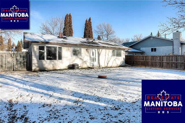 Property 22 Thornhill Bay img1