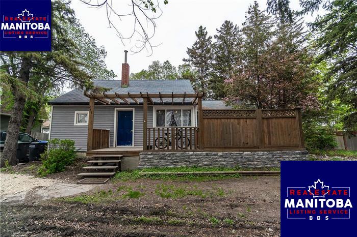 Property 246 Main St img1