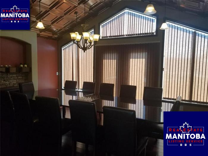 Property 16 Falcon Bay img1