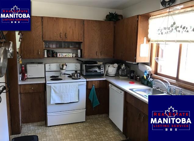 Property 574 Willow Cr img1