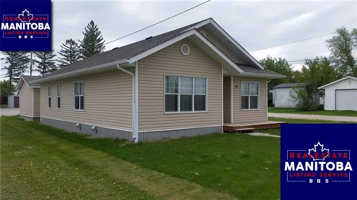 88 Mcarthur Ave, Lac Du Bonnet