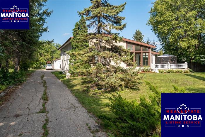 Property 649 Hoddinott Rd img1