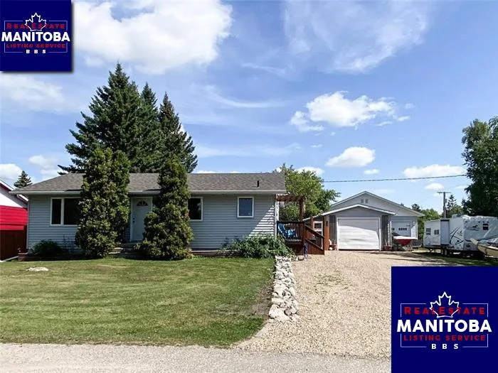25 Centre Ave N, Erickson