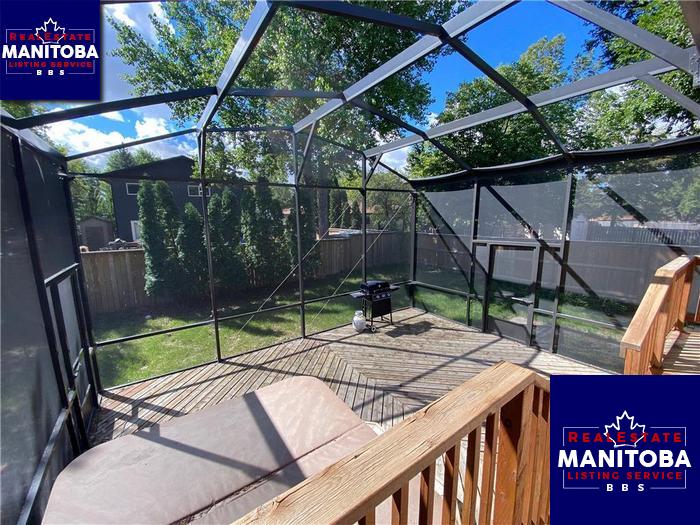 Property 1489 Chancellor Dr img1