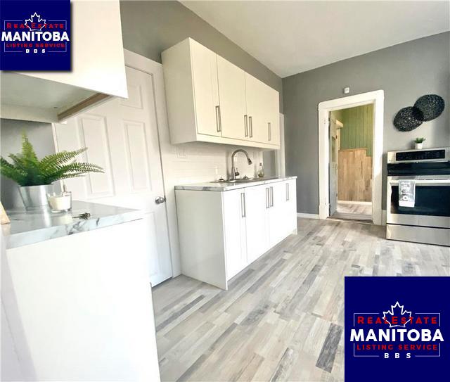 Property 877 Boyd Ave img1