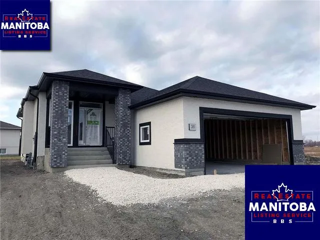 38 Falcon Cove, St Adolphe