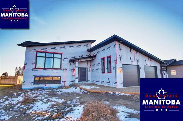 1149 Higgins Dr, Carberry