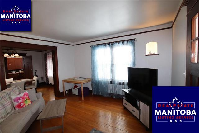 Property 225 Larose Avenue img1