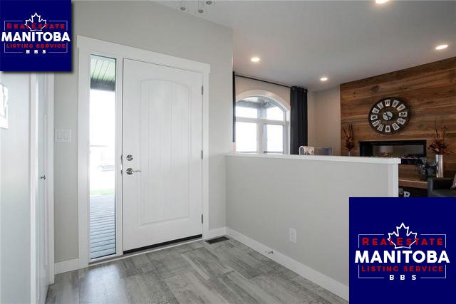 Property 31 Hunters Close img1