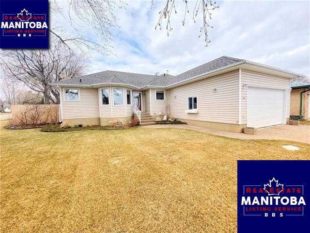 Property 292 Kent Street W img1