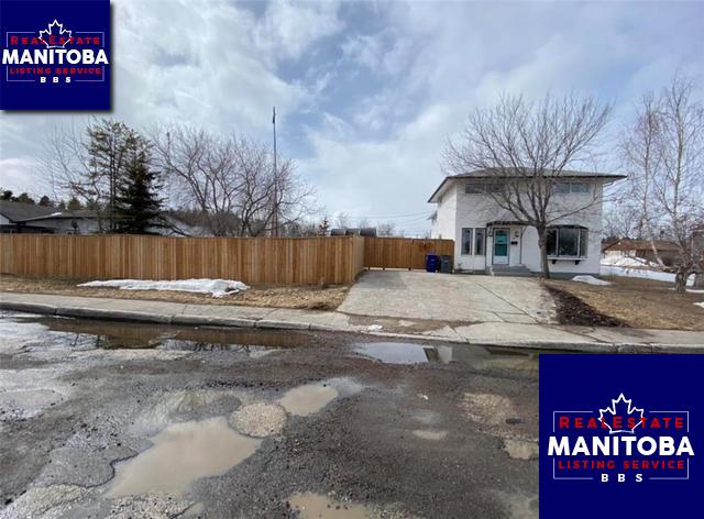 Property 4 Spruce Road Main image