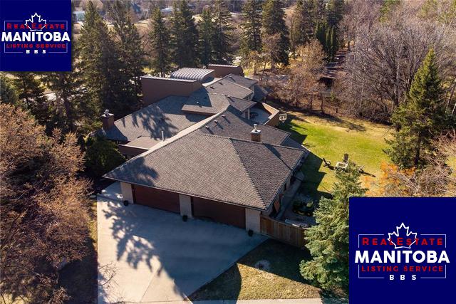 Property 490 Park Boulevard W img1