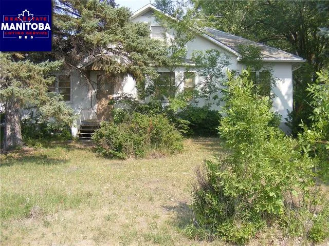 409 Main Street S, Morris