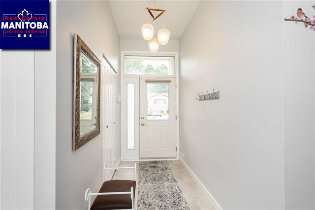 Property 75 Shakespeare Bay img1