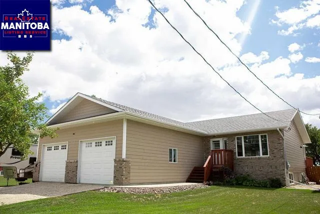 198 9th Avenue W, Souris
