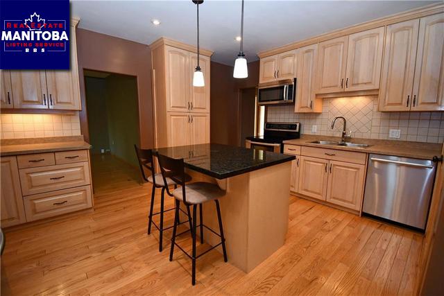 Property 415 Grange Road img1