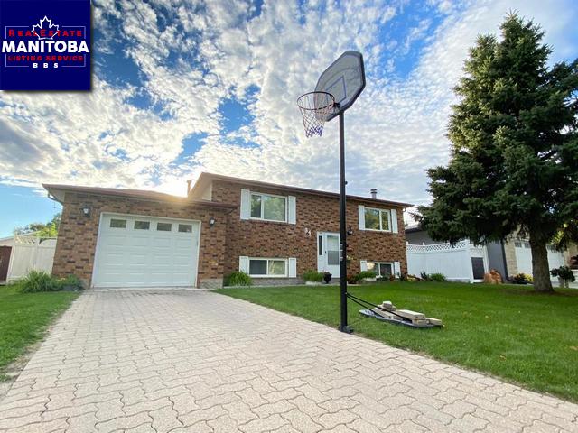 Property 34 Baker Bay Main image