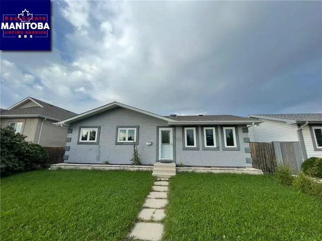1487 Leila Avenue, Winnipeg