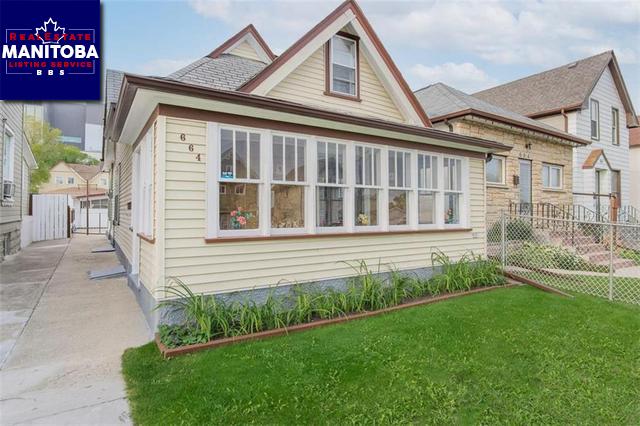 Property 664 Ross Avenue img1