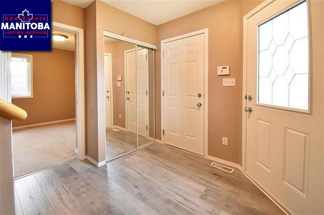 Property 11 Northmount Cove img1