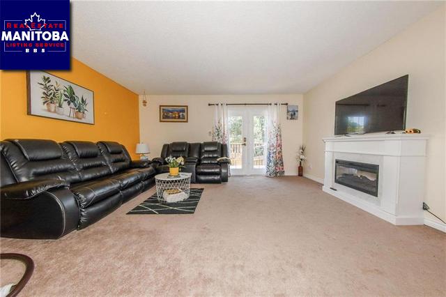 Property 30 Montbrook Road img1