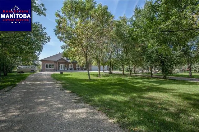 34108 32e Road, Mitchell