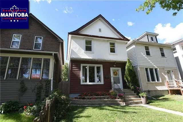 806 Banning Street, Winnipeg