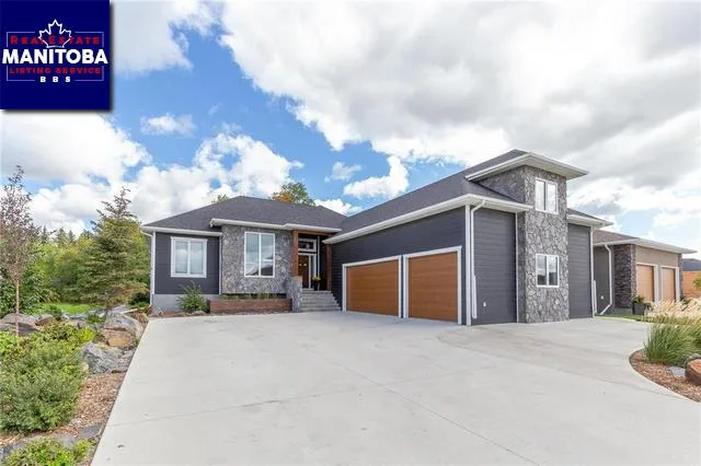 65 Wyndham Estate Drive, Steinbach