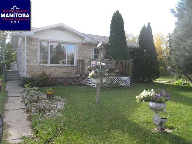 411 3rd Avenue, Swan River