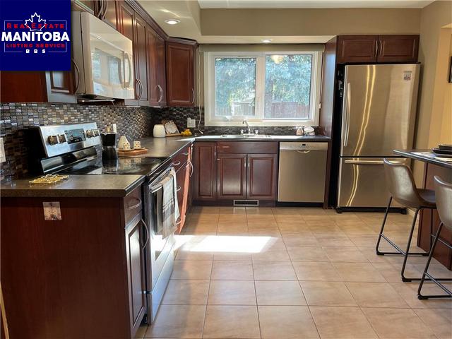 Property 95 St Dunstans Bay img1