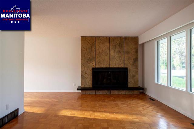 Property 765 Elmhurst Road img1