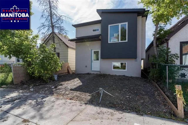362 Martin Avenue, Winnipeg